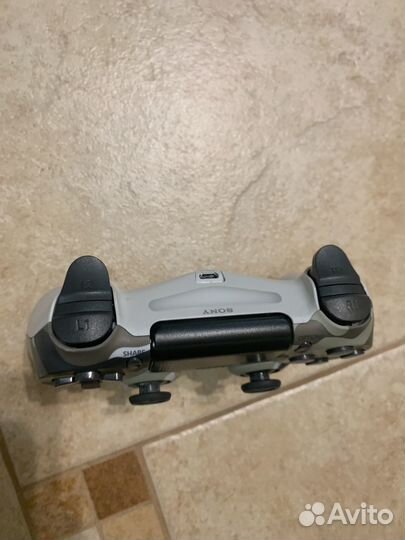 Джойстик ps4