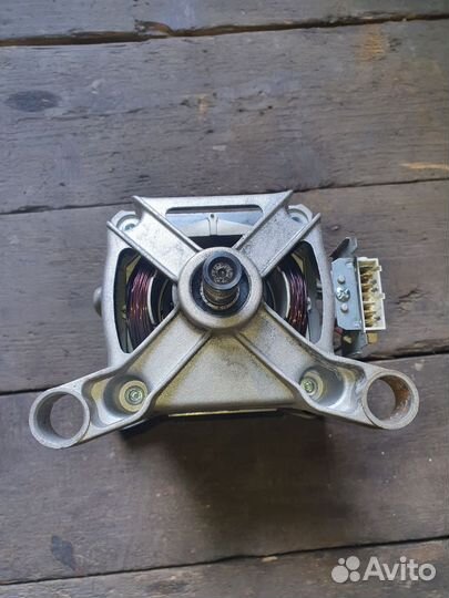 Электродвигатель 220в