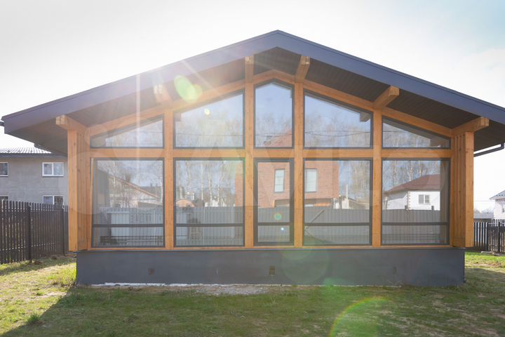 Дом 100 м² на участке 5,6 сот.