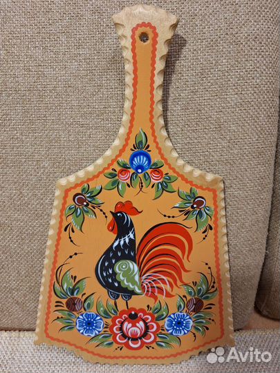 Доска кухонная резная, ручная работа