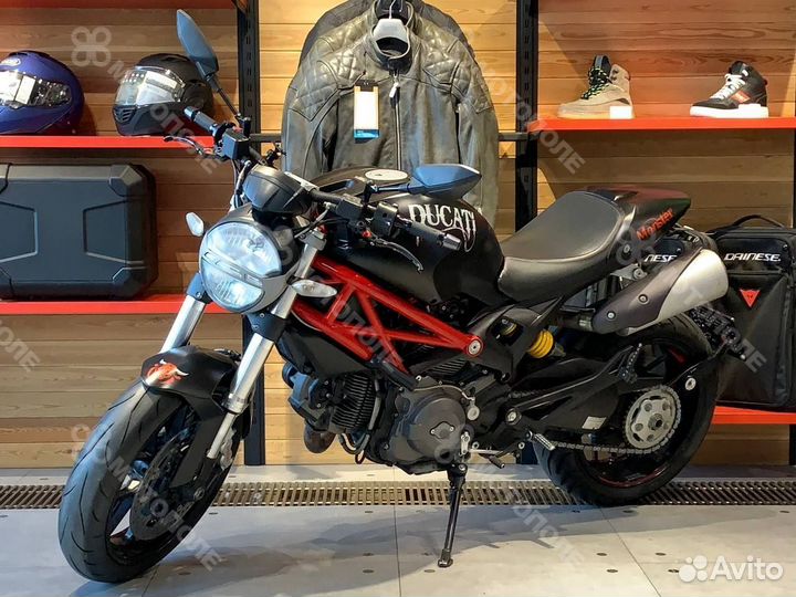 Мотоцикл ducati Monster 796 ABS