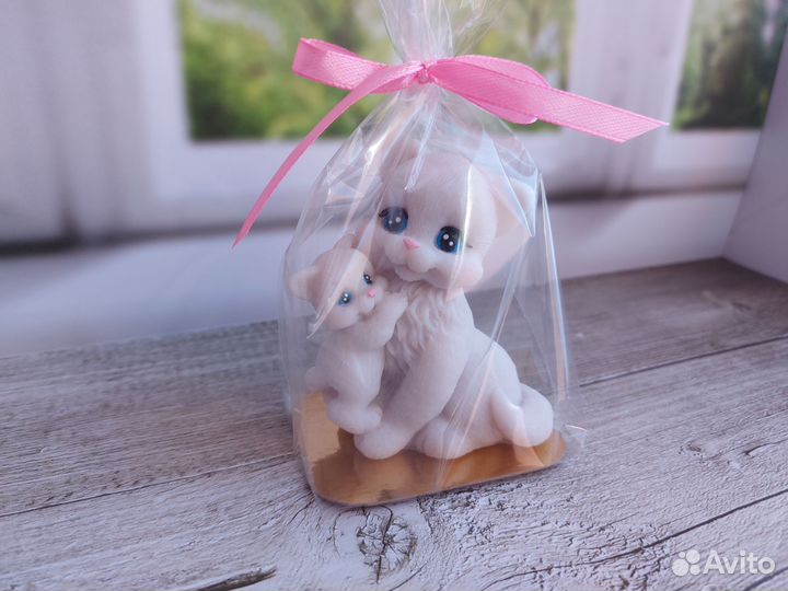 Кошка с котенком мыло