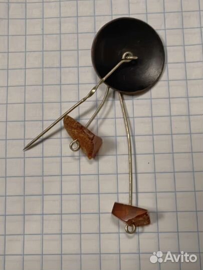 Винтаж Брошь-Брошка времен СССР С янтарем на иголк