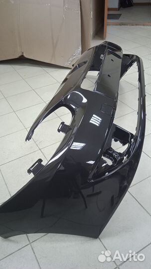 Бампер передний Renault Fluence в цвет