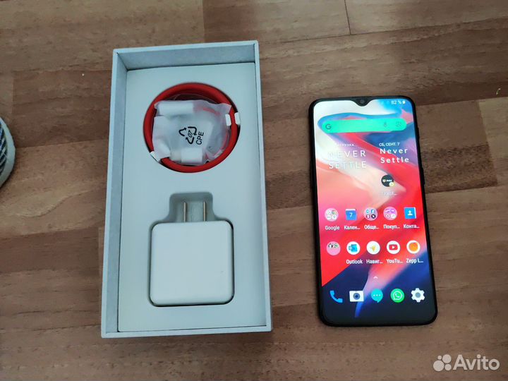 OnePlus 6T, 8/128 ГБ