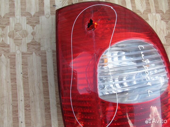 Фонарь левый Citroen Xsara Picasso