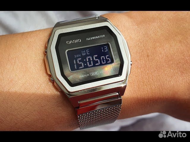 Оригинальные часы A1000M-1BCasio Vintage