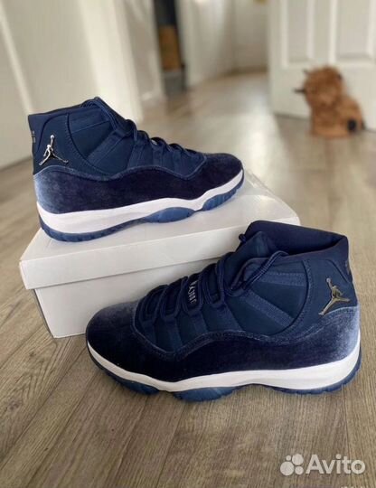 Nike Air Jordan 11 Midnight Navy