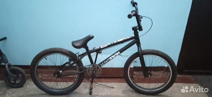 Трюковой велосипед bmx