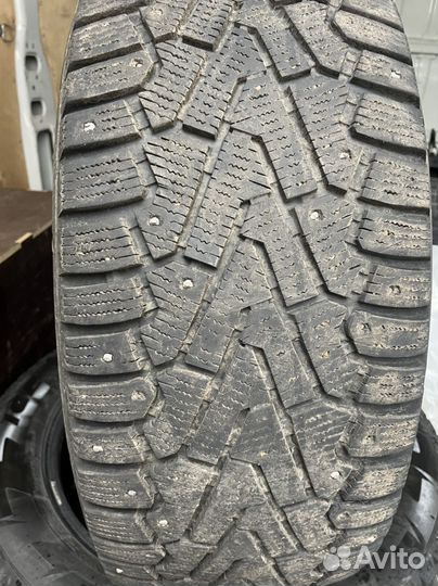 Pirelli Ice Zero 235/55 R19