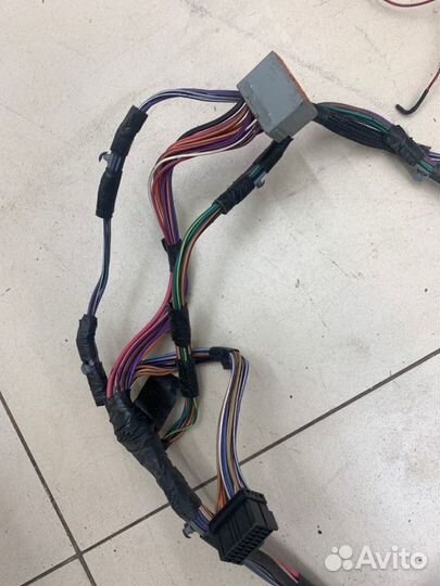 Проводка двери передняя левая Chrysler Pacifica CS