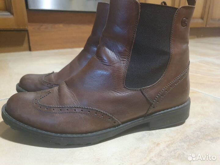 Ботинки 39 размер