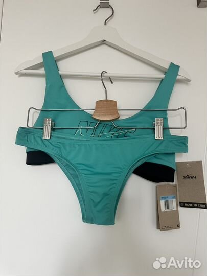 Спортивный купальник Nike M размер 44