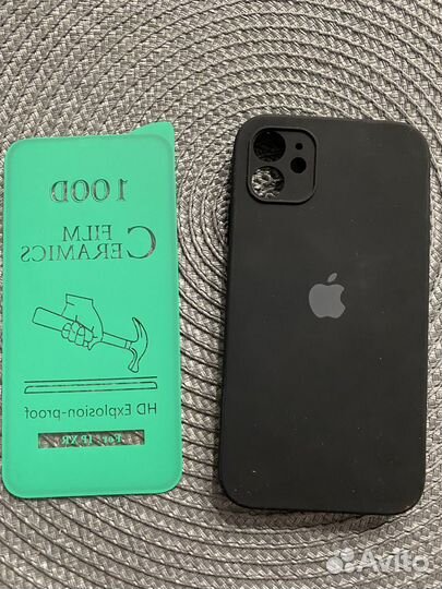 Чехол на iPhone 11