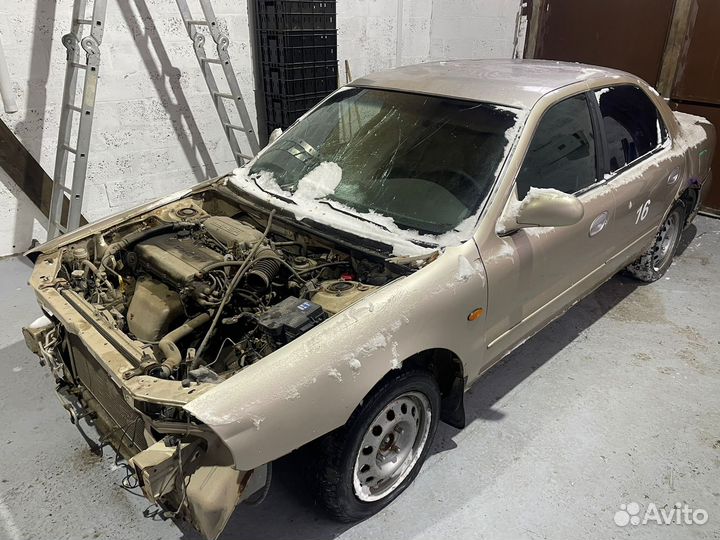Kia Clarus K9BC 2.0 FE в разборе