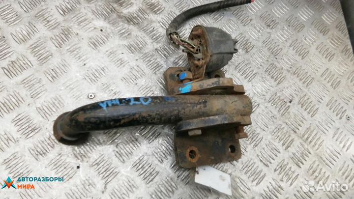 Крюк фаркопа Volkswagen Amarok 2012