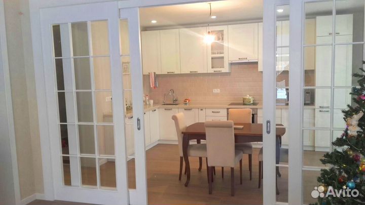 Дверь межкомнатная деревянная с натурным шпоном