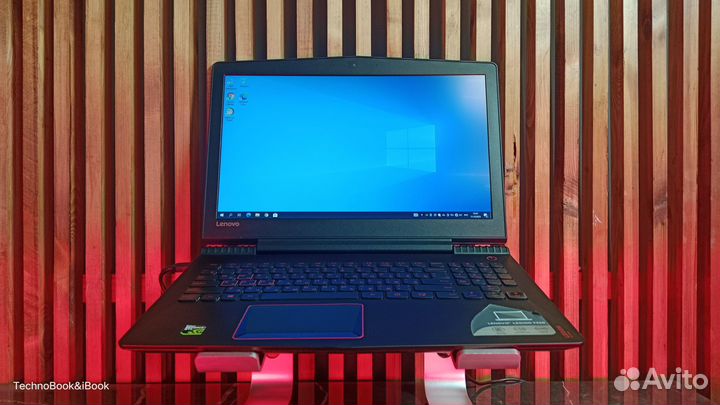 Игровой ноутбук Lenovo Legion Y520