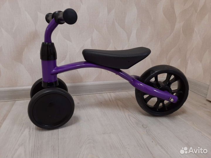 Беговел 3-х колесный для малышей