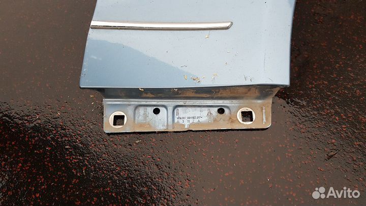 Крыло от Mercedes w212