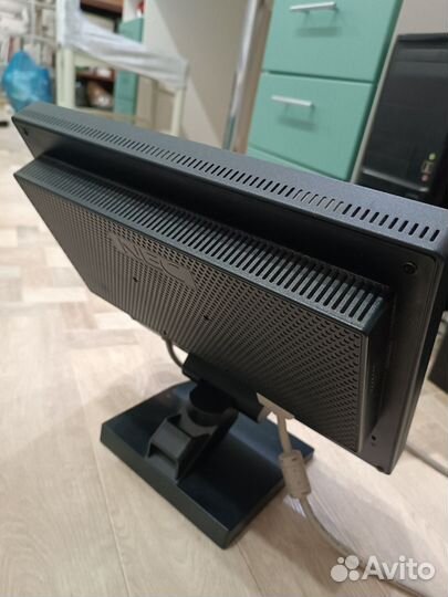 Монитор для компьютера