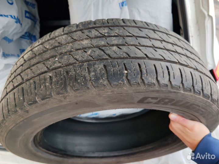 Kumho Crugen Premium KL33 215/60 R17 100V