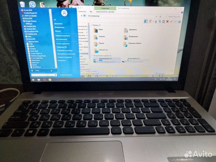 Ноутбук asus