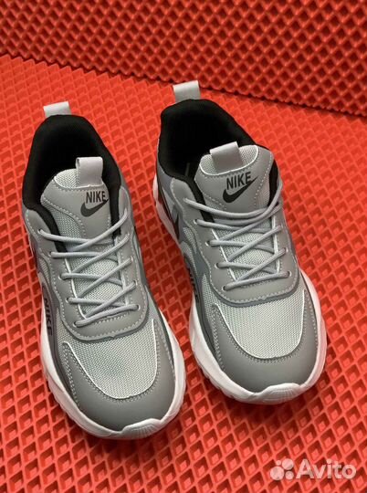Nike: Новые, серые, 41-45, для индивидуальности