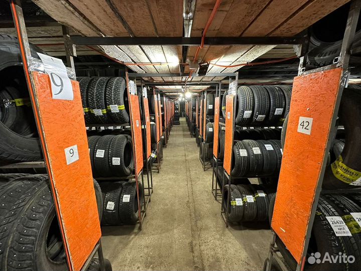 Nokian Tyres Hakkapeliitta 9 SUV 215/60 R17 100T