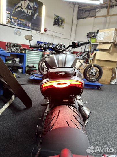 Triumph Rocket 3 R MY23