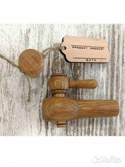 Кран для дубовой бочки с пробкой