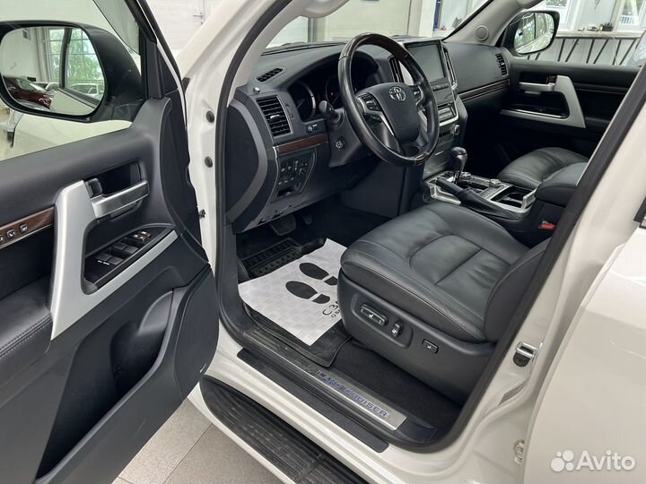 Toyota Land Cruiser 4.5 AT, 2019, 48 741 км