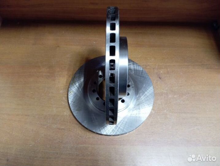 Диск тормозной передний Mitsubishi L200 1996-2006