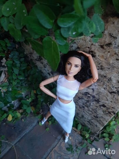 Барби гибрид Чудо женщина на йога теле mtm