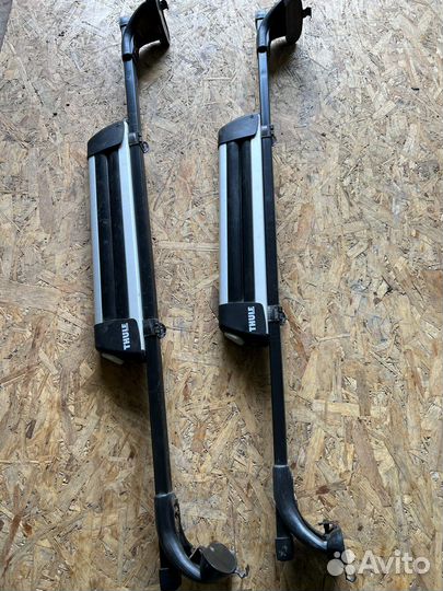 Крепление для лыж и сноуборда thule