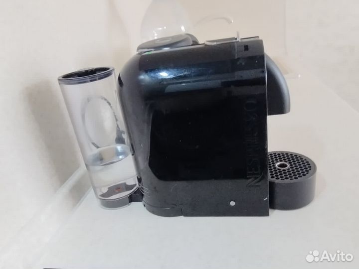 Кофемашина De’Longhi Nespresso