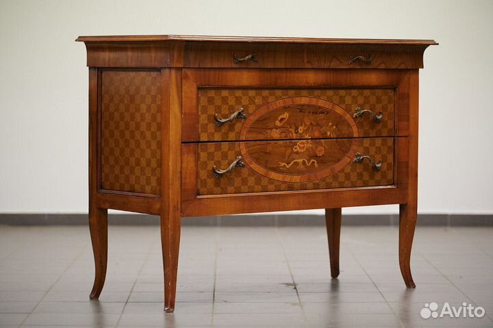 Комод старинный антикварный