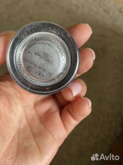 Тени для век