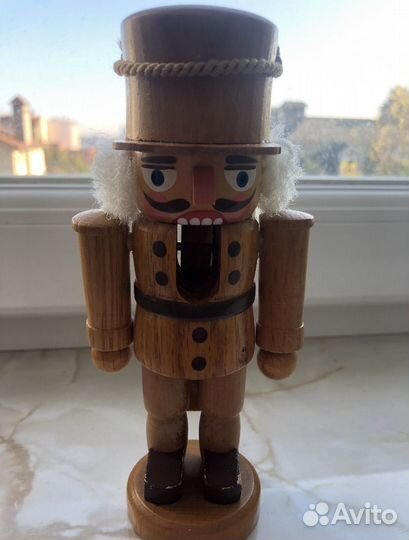 Щелкунчик ГДР