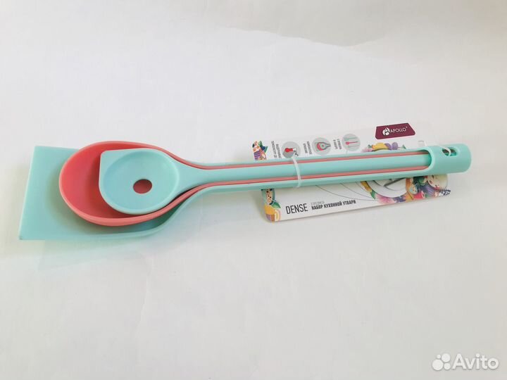 Новый набор кухонной утвари лопатка и ложки