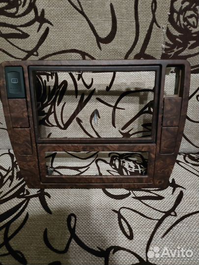 Рамка для 2 din магнитолы Passat b5