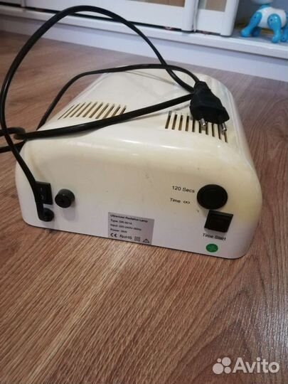 Лампа для ногтей