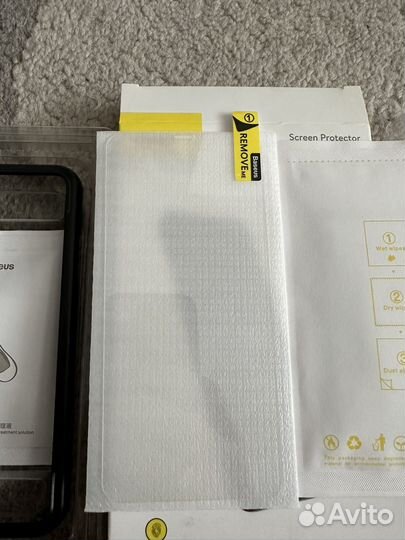 Защитное стекло на iPhone 11