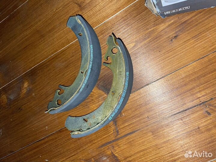 Тормозные колодки задние