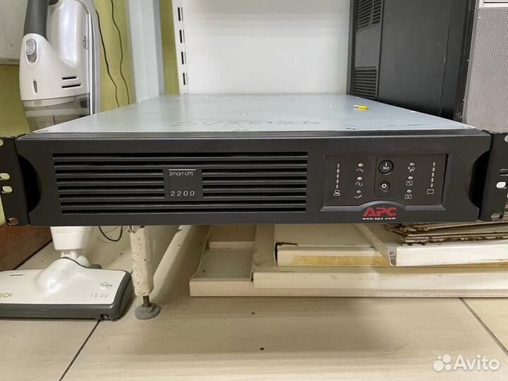 Ибп APC Smart-UPS 2200VA USB RM 2U 230V