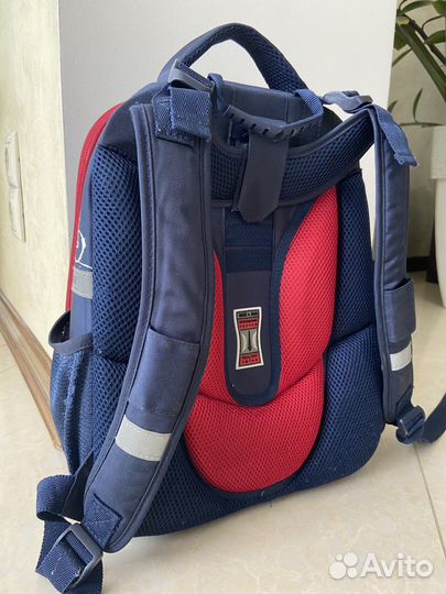 Ранец школьный для мальчика 1-3 класс