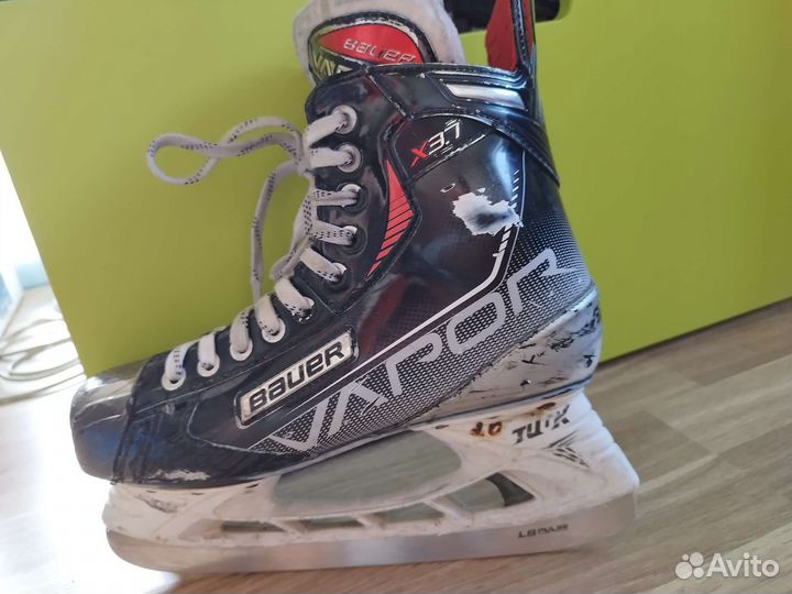 Хоккейные коньки бауэр vapor 3.7