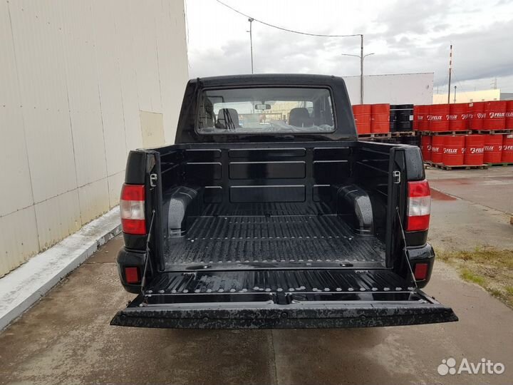 УАЗ Pickup 2.7 МТ, 2023