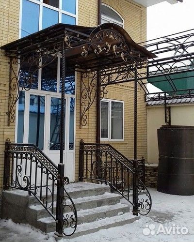 Кованый козырёк