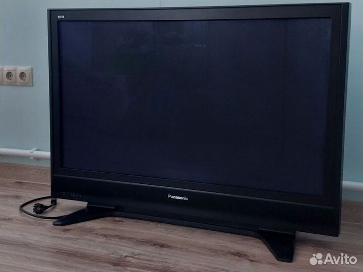 Телевизор плазменный Panasonic 42 диагональ